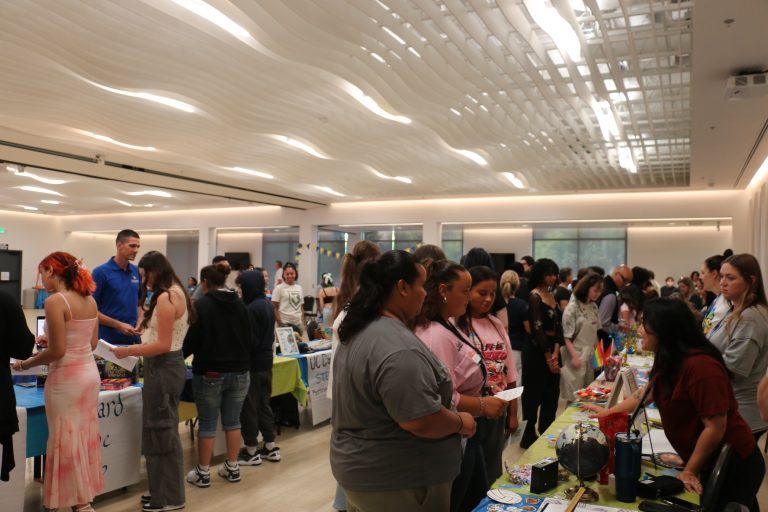 Visions students talk with Club Advisors at Club Rush 2025